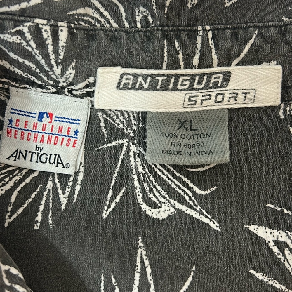 San Francisco Giants Antigua Sport MLB  Aloha Shirt - Picture 4 of 11